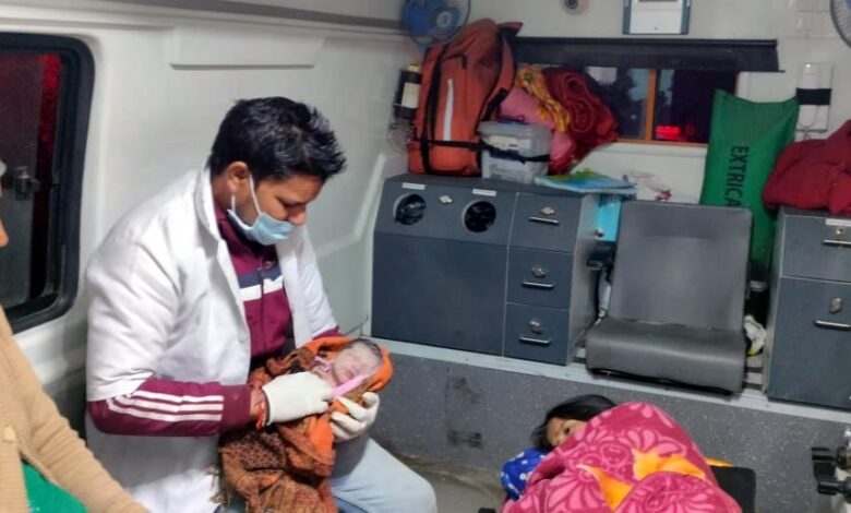 In Jaunpur block 108 ambulance echoed mother and child both healthy