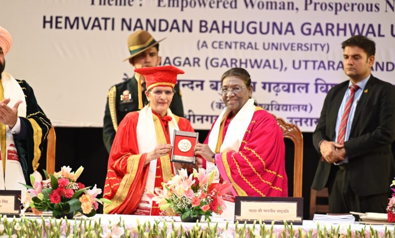 President participates as chief guest in the 11th convocation of Hemwati Nandan Bahuguna Garhwal University