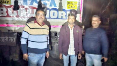 02 trucks doing illegal transportation seized