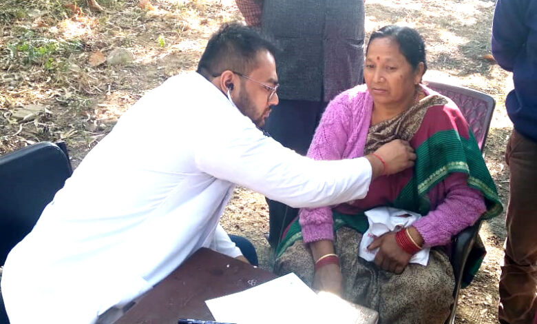 1002 patients took advantage of the health check up camp of Shri Mahant Indiresh Hospital