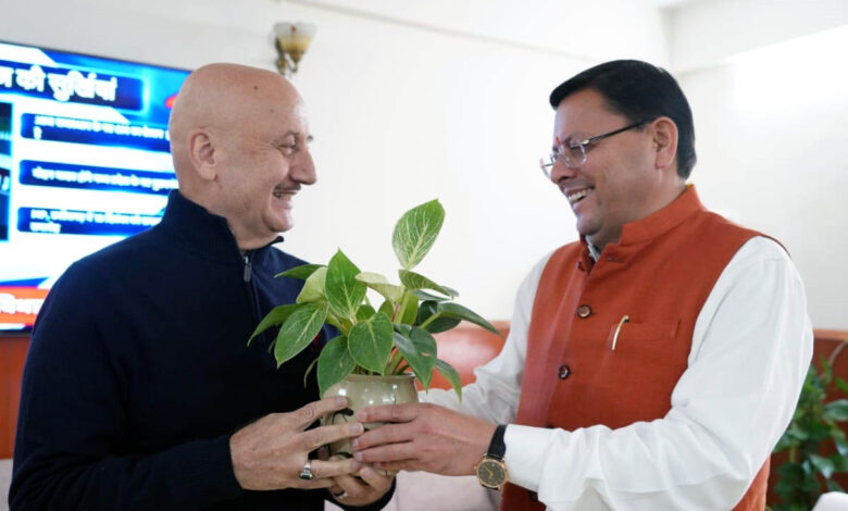 Film actor Anupam Kher met the Chief Minister