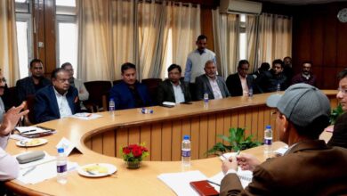 Minister Prem Chand Aggarwal took a meeting with housing related investors in the auditorium room of the Legislative Assembly