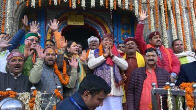 The doors of the eleventh Jyotirlinga Shri Kedarnath Dham opened lakhs of devotees gathered in the temple