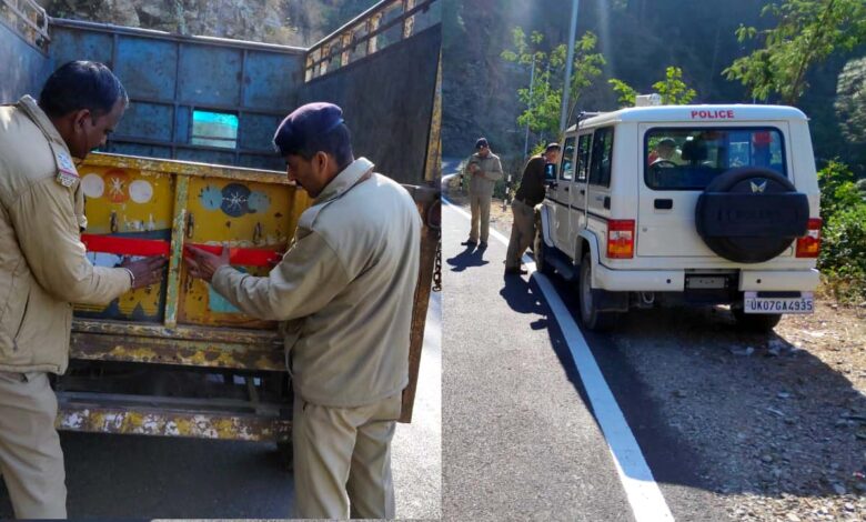 Thatur Police installed reflectors on vehicles to control road accidents