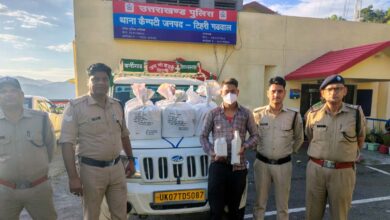 Kamptee polices big success 26 boxes of English liquor being brought for distribution during Panchayat elections recovered